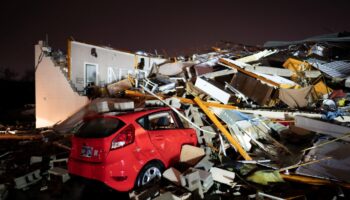 Videos | Al menos 6 muertos y 23 heridos dejan varios tornados en Tennessee