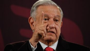 AMLO minimiza robos masivos en Villahermosa, Guardia Nacional reforzará seguridad en Tabasco