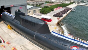 Corea del Norte vuelve a probar submarino para generar 'tsunamis radiactivos'
