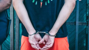 Detienen a seis presuntos extorsionadores del Cártel de Sinaloa; cinco son menores de edad