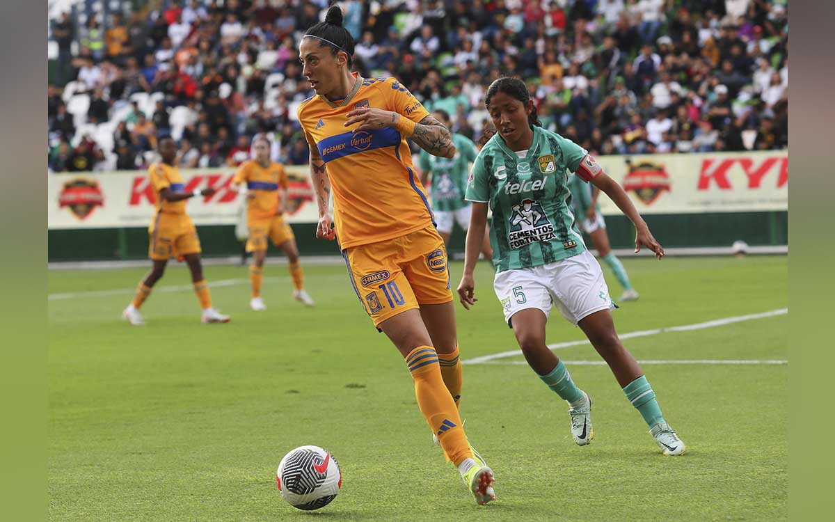 Jenni Hermoso Anota 2 De Los 7 Goles De Tigres Al León | Video ...