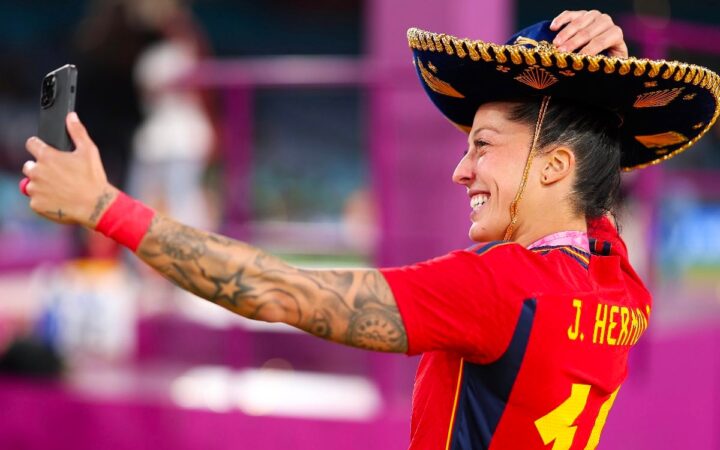 Video | 'Nos vemos pronto': Jenni Hermoso llega a Tigres Femenil Video | 'Nos vemos pronto': Jenni Hermoso llega a Tigres Femenil