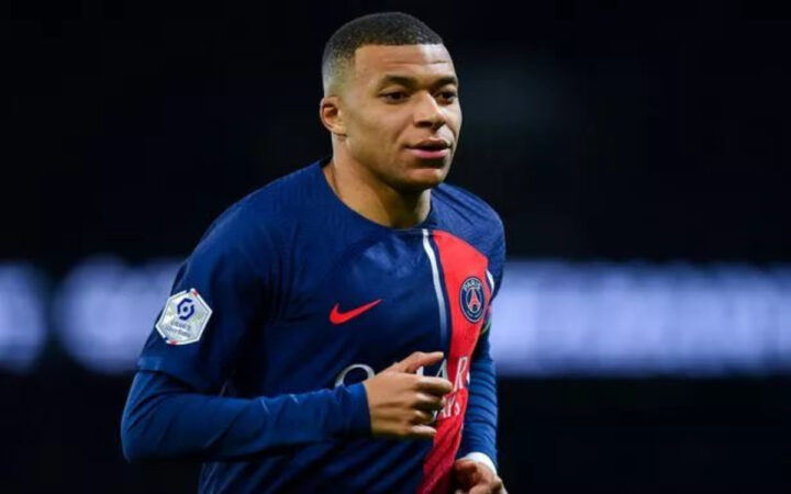 "No he tomado una decisión sobre mi futuro": Kylian Mbappé "No he tomado una decisión sobre mi futuro": Kylian Mbappé