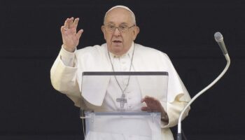 'Hoy la guerra es en sí misma un crimen contra la humanidad': Papa Francisco