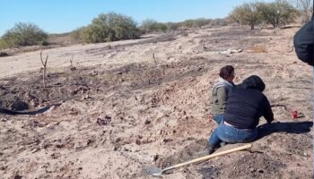 Madres Buscadoras de Sonora encuentran más de 56 cuerpos en El Choyudo