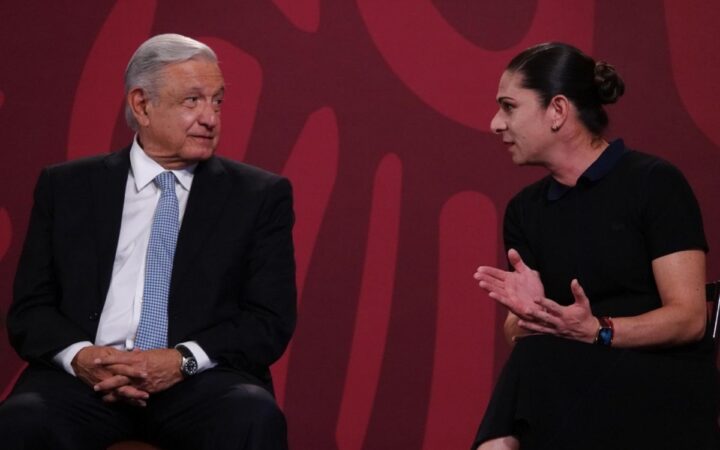 Acusación sin pruebas contra Ana Guevara, es 'difamación': AMLO Acusación sin pruebas contra Ana Guevara, es 'difamación': AMLO
