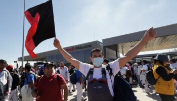 'Falta poco' para concluir huelga en Audi Puebla: AMLO