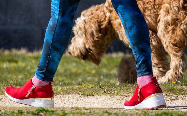 ¿Cuántos pasos debería de caminar una persona al día? Esto dicen los expertos