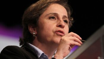 Investigación del  ICFJ señala que Aristegui es  'un objetivo principal' de la violencia en línea en México