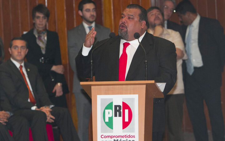 Cuauhtémoc Gutiérrez seguirá en prisión, juez le niega libertad condicional, afirma abogado