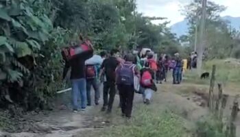 Continúa éxodo en la sierra de Chiapas |Video