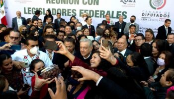 Iniciativa que busca avalar leyes con apoyo de cuatro ministros, 'ofrenda' de Morena a AMLO: Cossío
