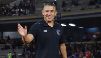 Ignacio Ambriz toma las riendas de Santos Laguna