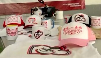 Internos del Reclusorio Sur elaboran productos de San Valentín ‘Eterno Amor’