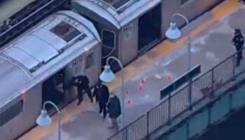 Mexicano murió por una bala perdida en tiroteo en el metro de Nueva York