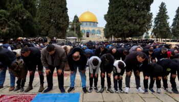 Israel dice que sigue evaluando acceso a mezquita de Al Aqsa durante Ramadán