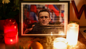 Madre de Navalni exige a Putin que le entregue el cuerpo de su hijo: 'Déjame ver por fin a mi hijo' | Video