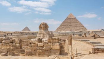 Egipto cancela polémico proyecto para recubrir una de las pirámides de Giza con bloques de granito