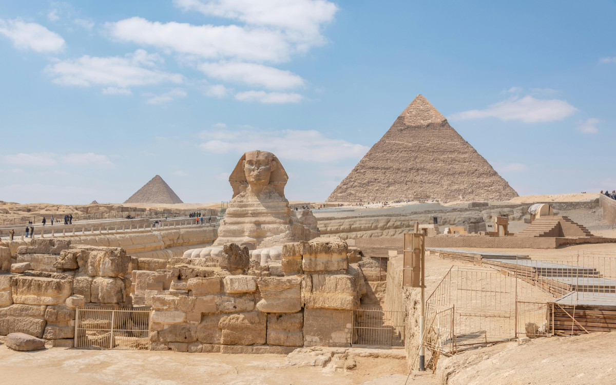Egipto cancela polémico proyecto para recubrir una de las pirámides de Giza con bloques de granito