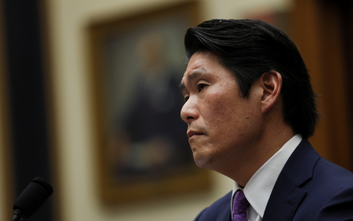 Foto: Reuters | El fiscal especial Robert Hur testifica ante una audiencia judicial de la Cámara de Representantes