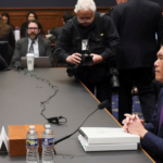 Foto: Reuters | El fiscal especial Robert Hur testifica ante una audiencia judicial de la Cámara de Representantes