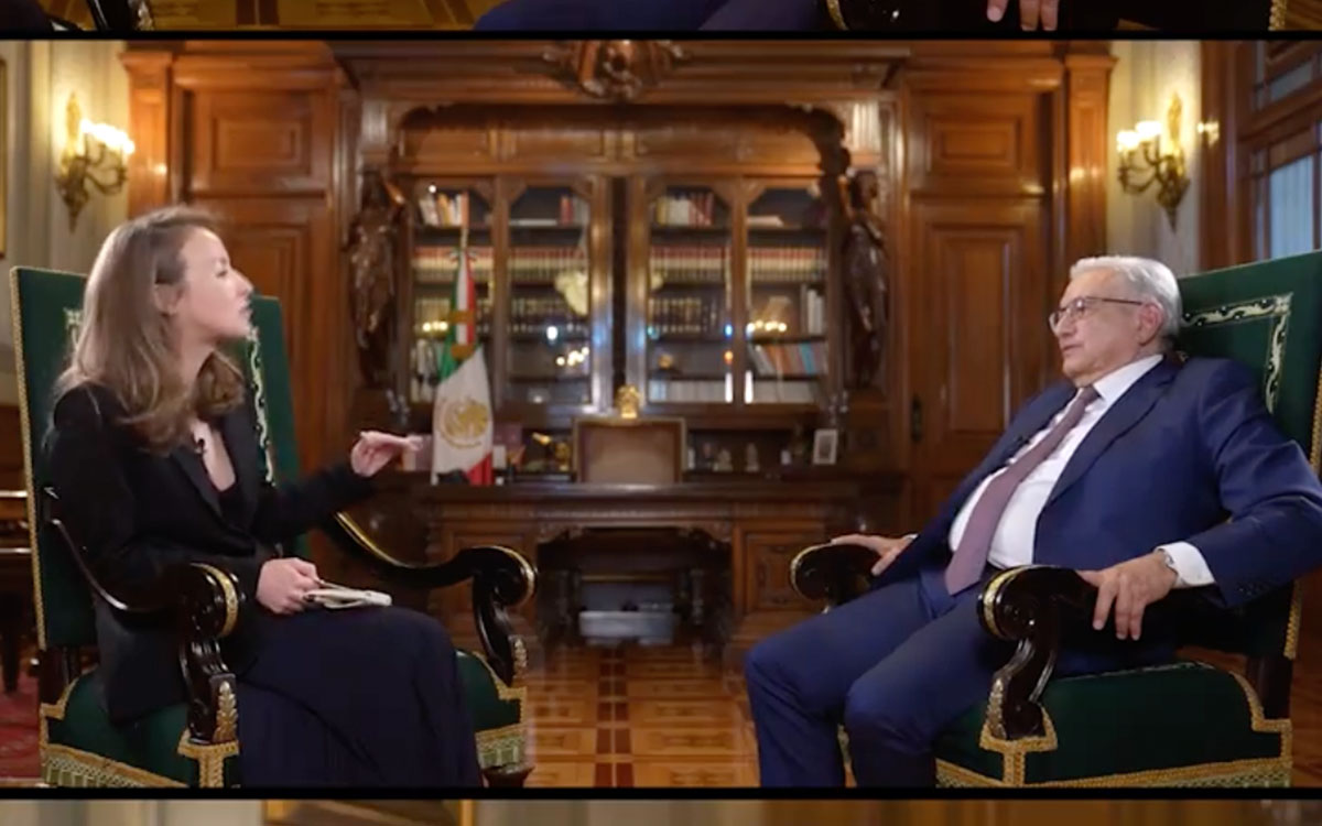 AMLO acusa de censura al INE tras orden de bajar entrevista con Inna Afinogenova; 'Volvieron a cepillarme' AMLO acusa de censura al INE tras orden de bajar entrevista con Inna Afinogenova; 'Volvieron a cepillarme'