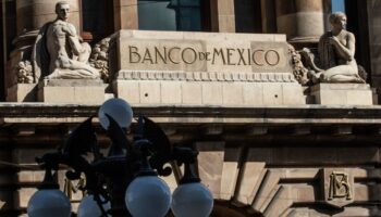 AMLO celebra que Banxico bajó tasa de interés al 11%: 'fue un atrevimiento'