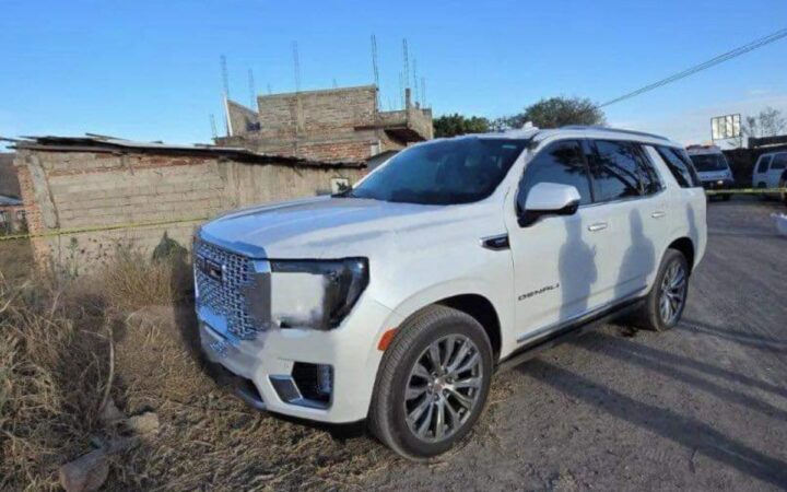 Investiga Fiscalía de Jalisco hallazgo de cinco cadáveres al interior de una camioneta