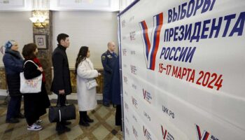 Elecciones Rusia | Numerosas personas secundan convocatoria opositora: EFE; participación electoral supera 74%
