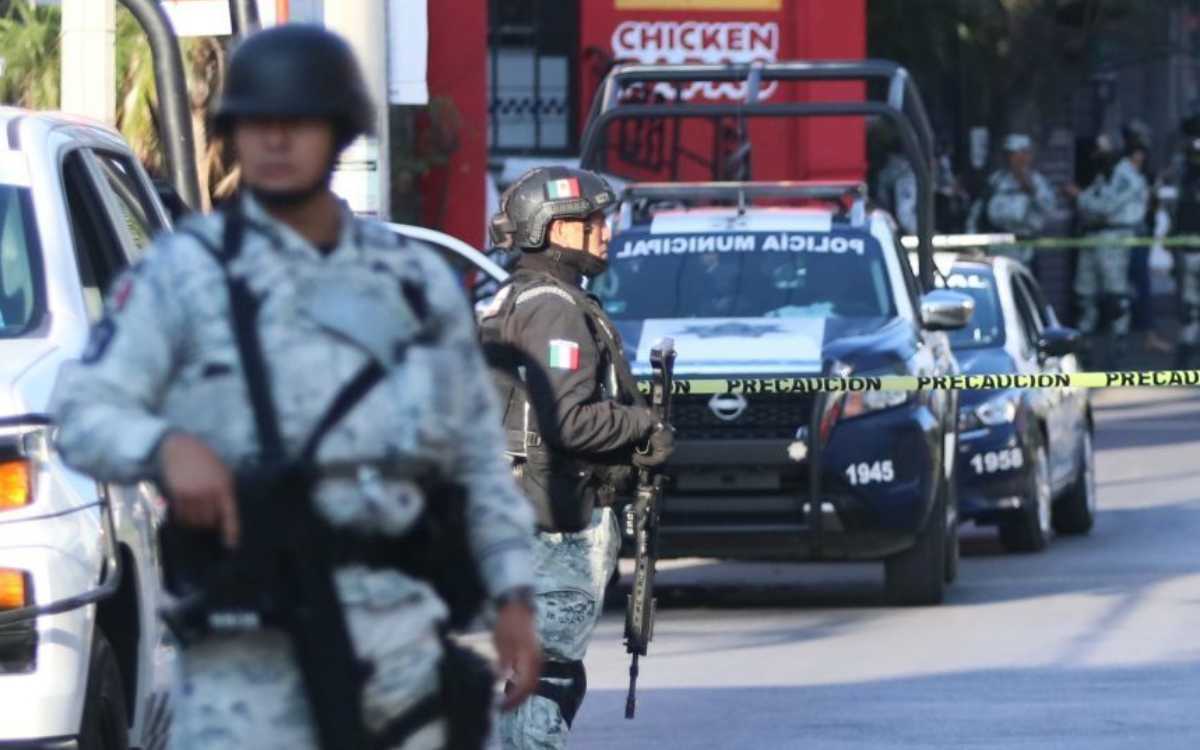 Crimen en Irapuato: cuatro muertos en ataque a tienda de abarrotes | Asesinan a policías municipales
