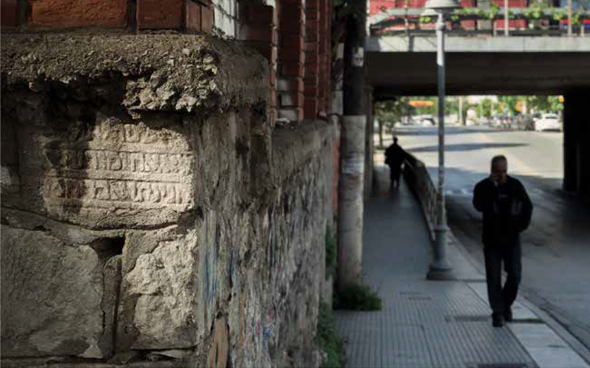 Tras las huellas del cementerio judío más grande de Europa destruido por los nazis