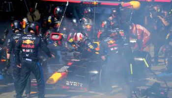 Verstappen abandona el GP de Australia por falla en el auto