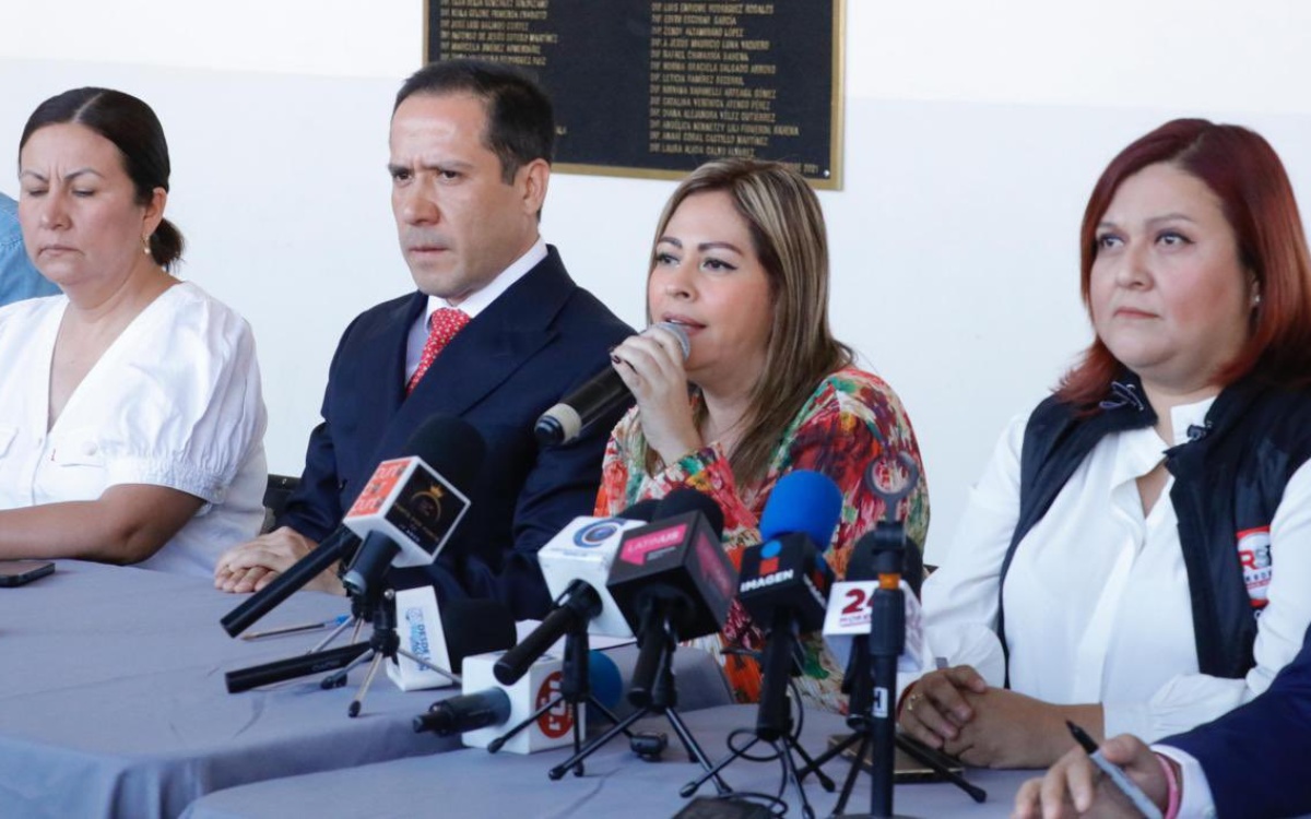 Ex candidata al gobierno de Morelos fue notificada durante conferencia de prensa de investigación en su contra