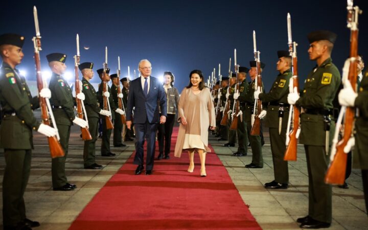 Reyes de Suecia visitan México; se subirán a Tren Maya: AMLO