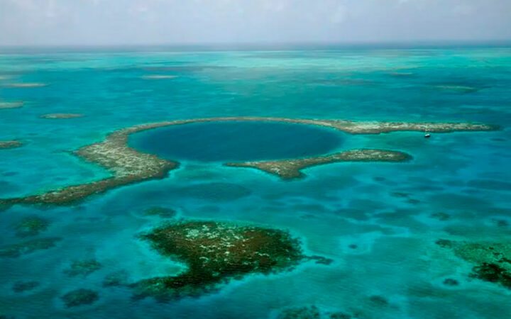 Taam Ja’, el agujero azul más profundo del mundo está en la bahía de Chetumal