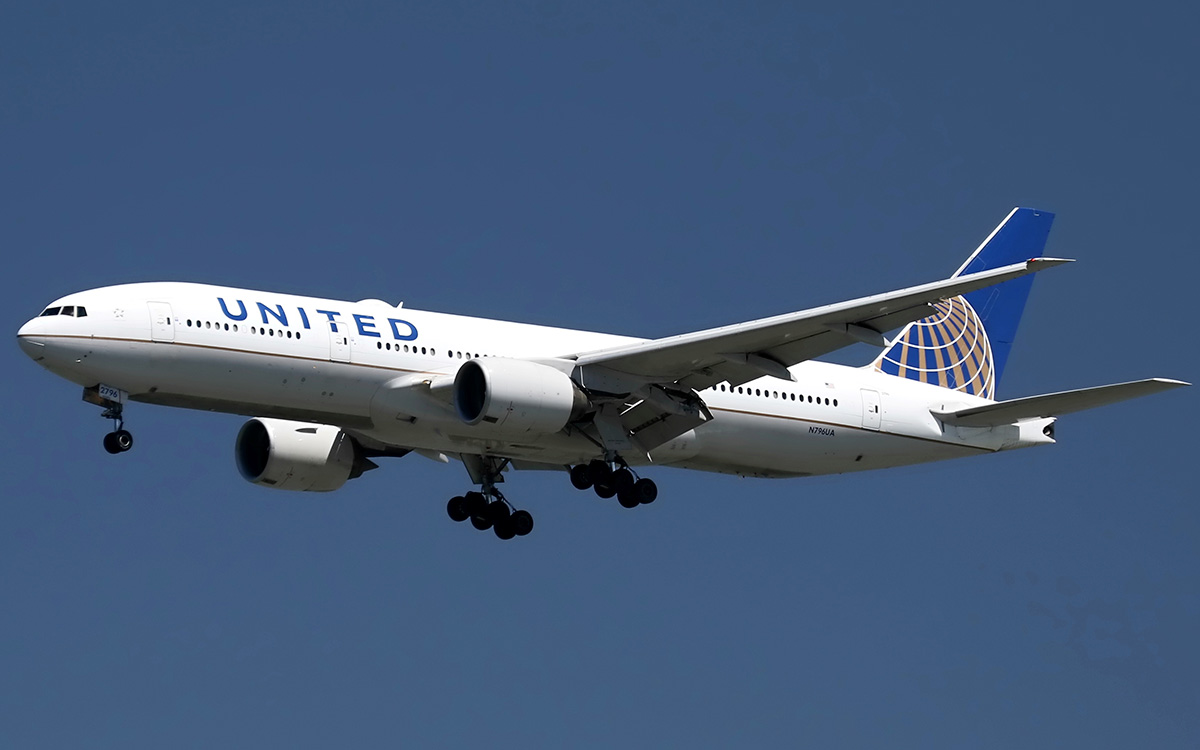 Poo overflows mid-flight and forces Boeing 777 pilot to return