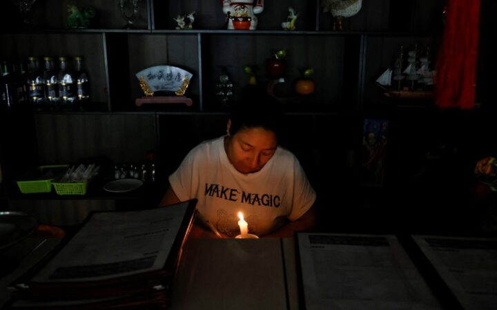 Ecuador vuelve a declarar estado de excepción... ahora por fallas en sector eléctrico Ecuador vuelve a declarar estado de excepción... ahora por fallas en sector eléctrico