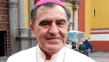 Obispo de Orizaba, víctima de asalto masivo en autopista de Veracruz | Video