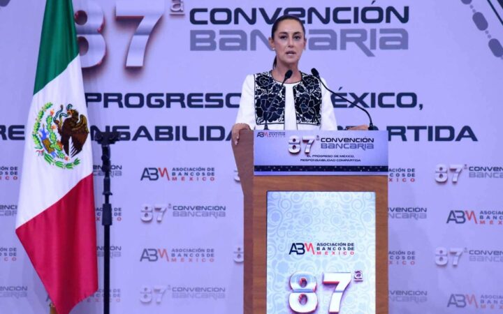 Sheinbaum analizará reducir presencia de militares en empresas estatales Sheinbaum analizará reducir presencia de militares en empresas estatales