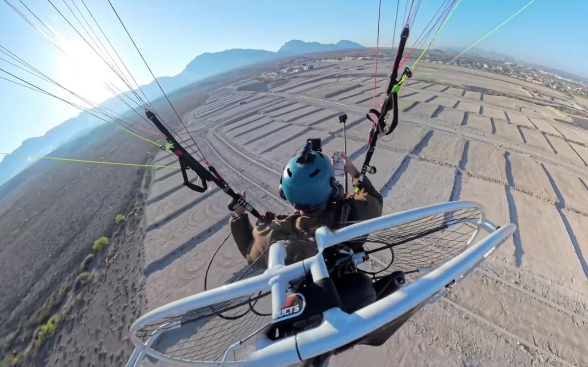 'Youtuber' sobrevive a accidente y muestra cómo cayó 25 metros en un paramotor | Video 'Youtuber' sobrevive a accidente y muestra cómo cayó 25 metros en un paramotor | Video