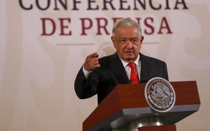 AMLO acusa a Frayba y Centro Prodh de 'magnificar' violencia en Chiapas AMLO acusa a Frayba y Centro Prodh de 'magnificar' violencia en Chiapas