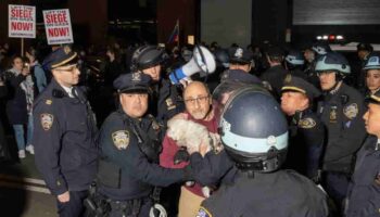 Videos | Detienen a más de 100 manifestantes propalestinos en Universidad de Boston