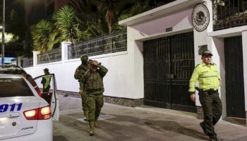 El jefe de la diplomacia europea condena la 'violación' de la embajada de México en Ecuador