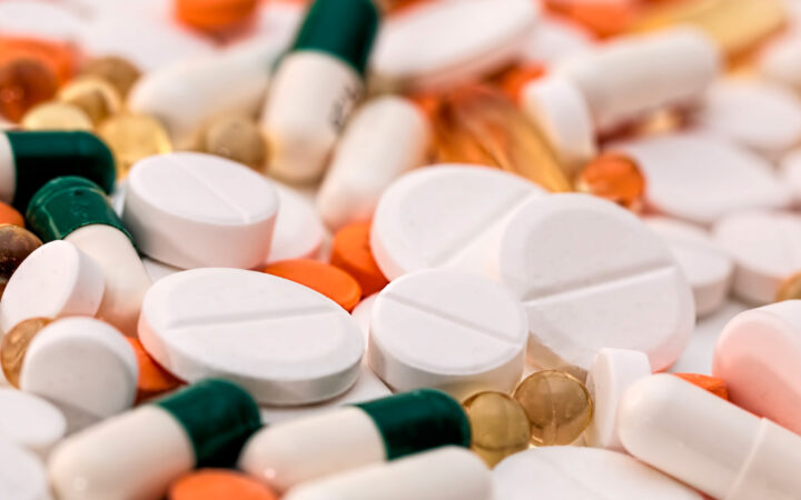 Medicamentos 'chatarra' ponen en riesgo salud de mexicanos: AMIIF Medicamentos 'chatarra' ponen en riesgo salud de mexicanos: AMIIF