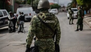 ¿Innegable proceso de militarización en México nos va a llevar al militarismo?: Cossío | Video