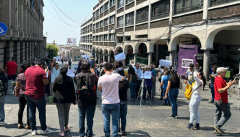 Periodistas exigen justicia por asesinato de colega en Morelos