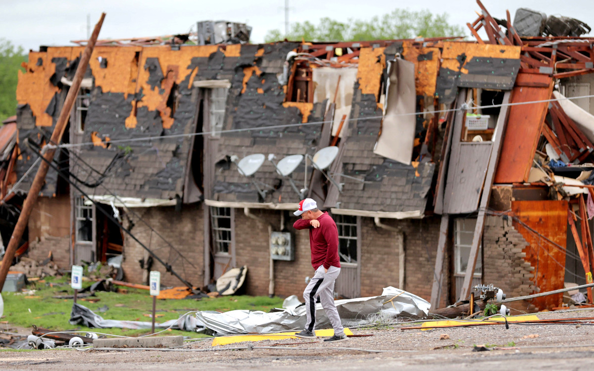 Cinco muertos, incluido un bebé, por los tornados en Oklahoma | EU