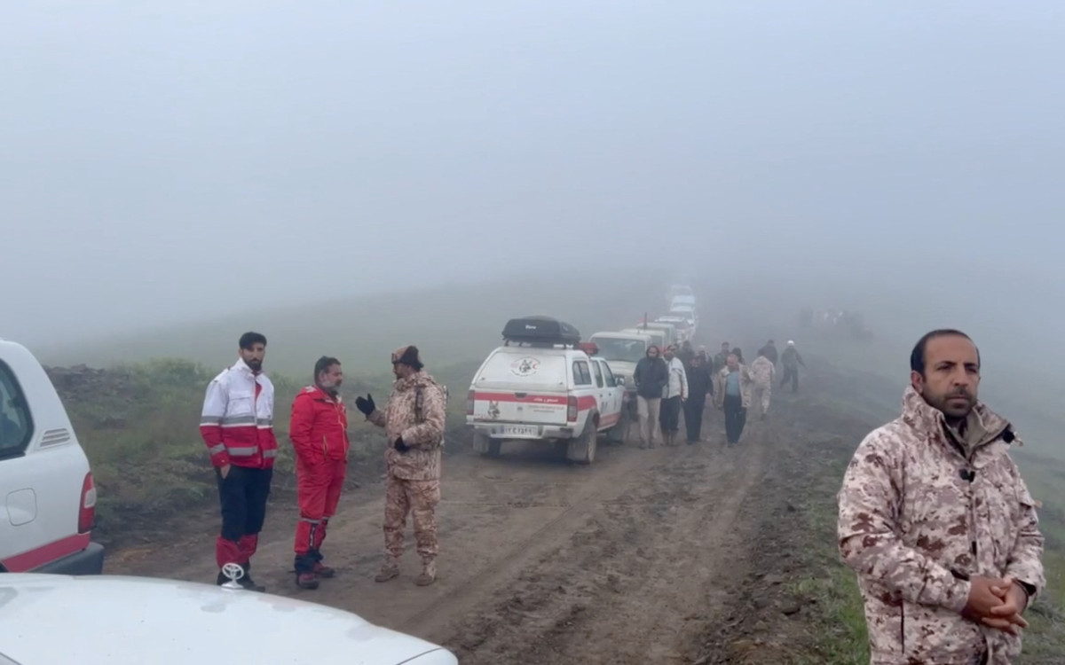 “No hay señales de vida” en el helicóptero en el que viajaba el presidente de Irán