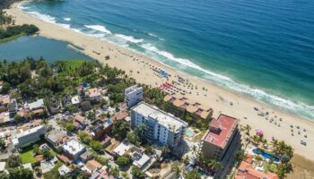 Gobernador de Nayarit despoja propiedades en Bahía de Banderas como lo hacía Veytia: Valencia Castellanos | Video