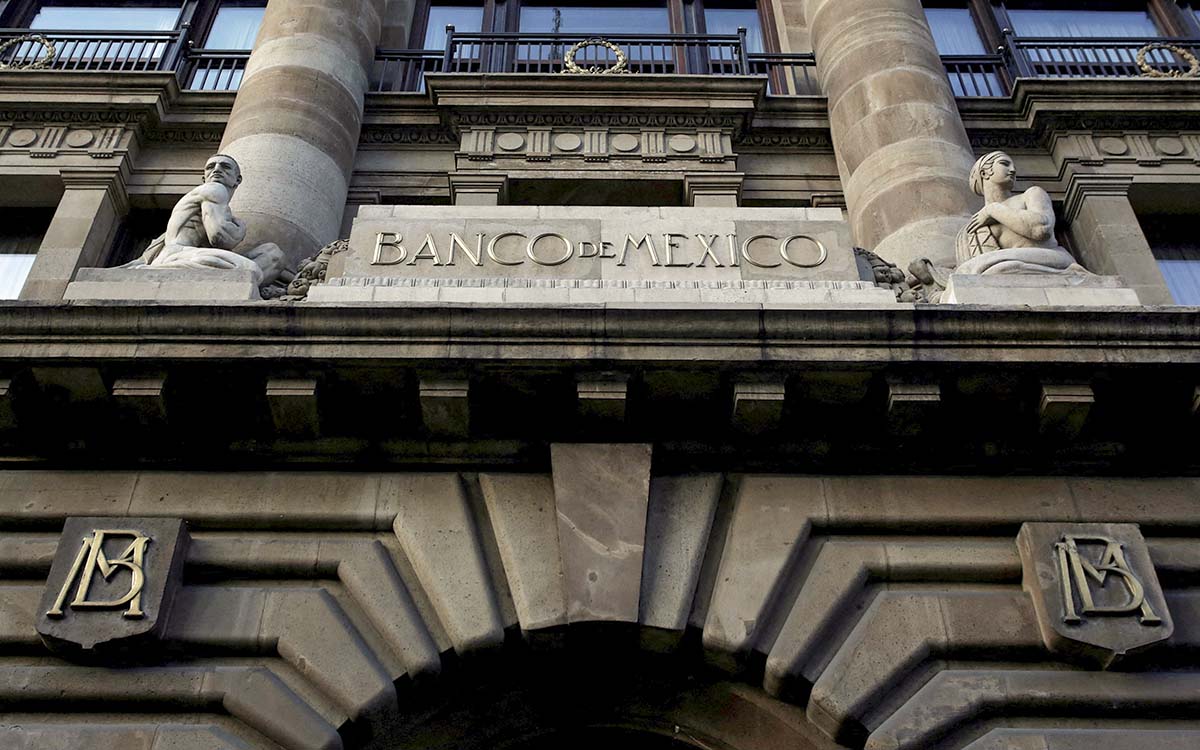 El Banco de México reduce a 2.4 % su pronóstico de crecimiento del PIB